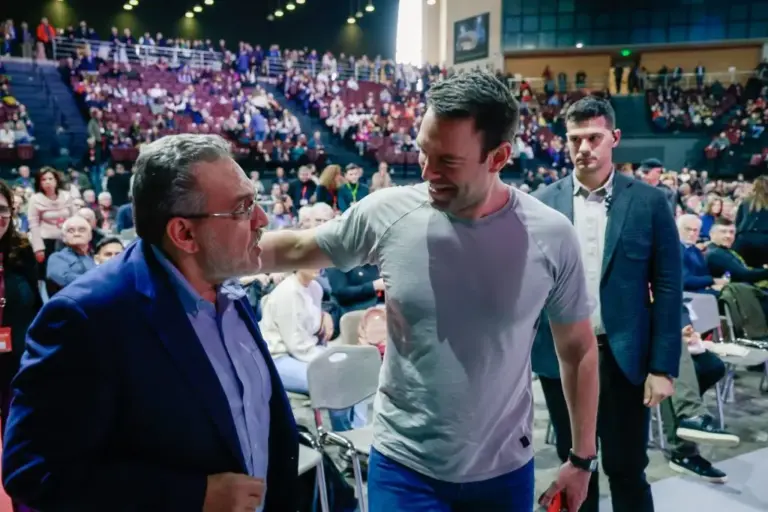 ΣΥΡΙΖΑ: Παραίτηση του Όθωνα Ηλιόπουλου – Ενδεχόμενη είσοδος του Στέφανου Κασσελάκη στη βουλή
