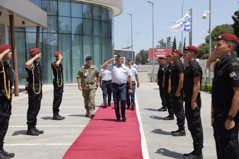 Επίσκεψη του Αρχηγού ΓΕΑ στην Κύπρο: Ενίσχυση των Δεσμών και της Συνεργασίας