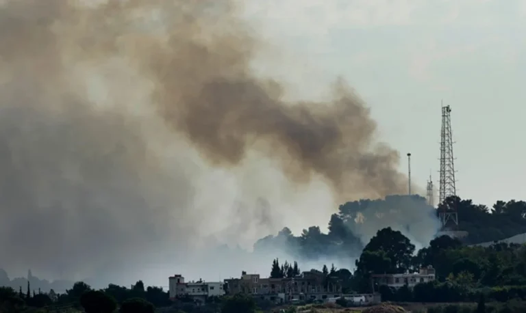 «Καζάνι που βράζει» η Μέση Ανατολή: Η Χεζμπολάχ ολοκλήρωσε «την πρώτη φάση» αντιποίνων της για τον θάνατο του Σουκρ – Χτύπησε με 320 πυραύλους το Ισραήλ