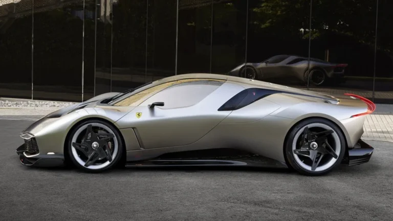 Πέφτουν τα κάστρα: Η ηλεκτρική Ferrari μπαίνει στην «πρίζα»