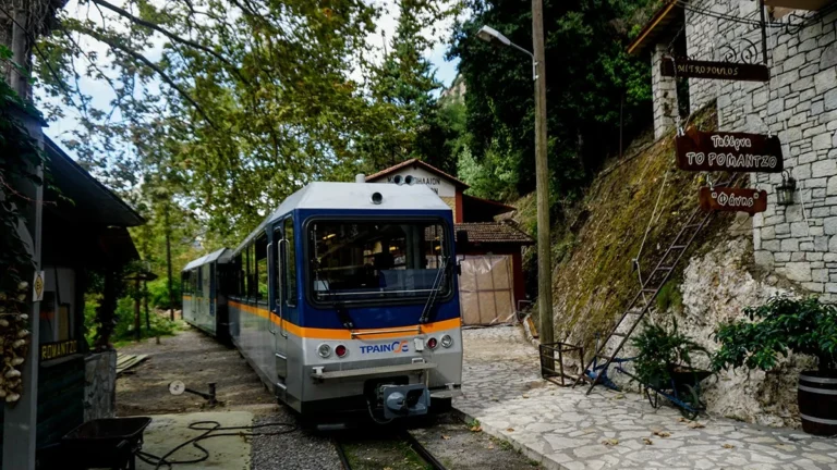 Ο Οδοντωτός των Καλαβρύτων μεγαλώνει το ταξίδι του!