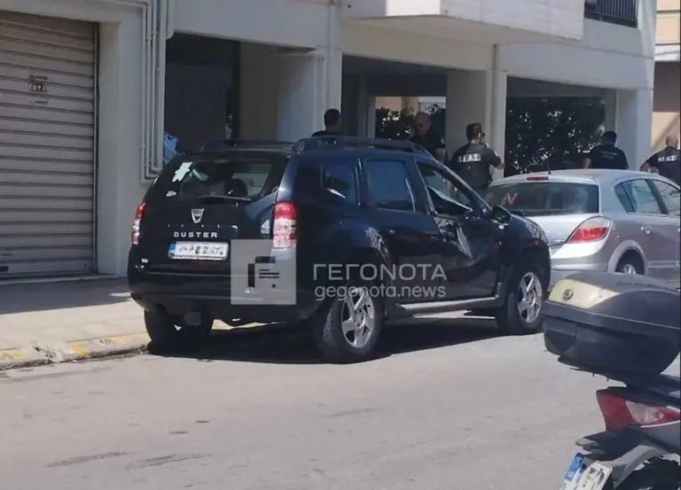 Νέα Ιωνία Βόλου: Άνδρας έπεσε από τον 4ο όροφο πολυκατοικίας σε καπό τζιπ