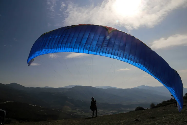Σκοτώθηκε σε πτήση με παραπέντε 33χρονος πατέρας δύο παιδιών
