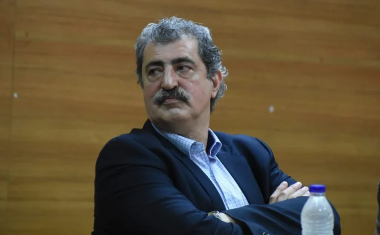 Πολάκης σε Κασσελάκη: “Ήρθε η ώρα για κάλπες – Ζητάω εκλογές για νέο αρχηγό!”