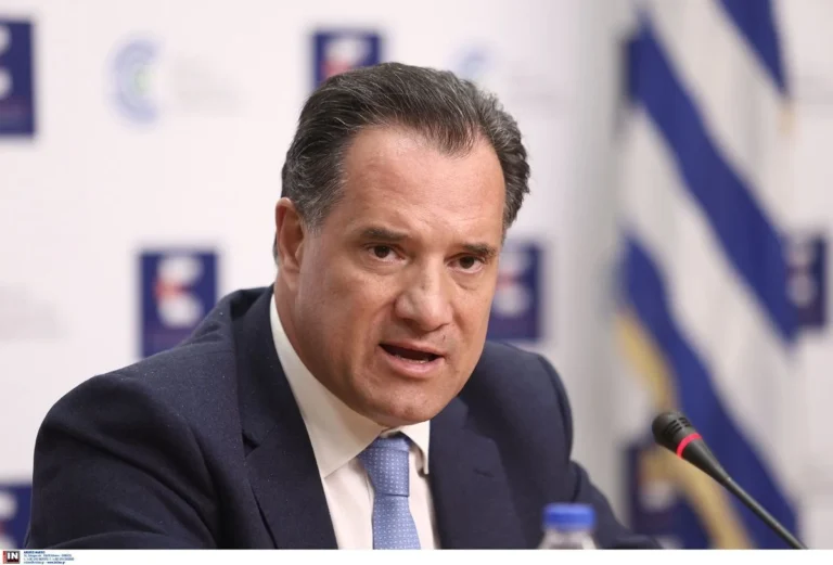 Νέα Οικονομικά Κίνητρα για Ιατρούς σε Προβληματικές και Άγονες Περιοχές: Η Κυβέρνηση Ενισχύει το ΕΣΥ