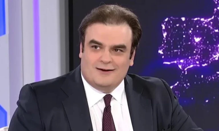 Πιερρακάκης: Αν οι γονείς δεν πληρώνουν τις ζημιές από τα παιδιά τους στα σχολεία, η οφειλή θα πηγαίνει στην εφορία