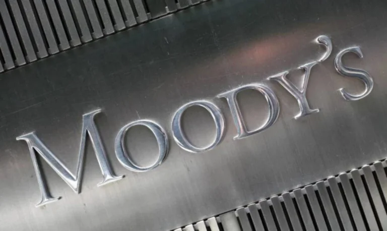 Moody’s: Αναβάθμιση στις θετικές προοπτικές της ελληνικής οικονομίας – Απάντηση στη μηδενιστική κριτική η αξιολόγηση, λέει ο Χατζηδάκης