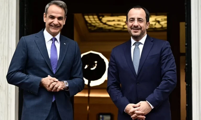 Τετ α τετ σήμερα Μητσοτάκη-Χριστοδουλίδη – Τα κρίσιμα θέματα που βρίσκονται στην ατζέντα των δύο ηγετών