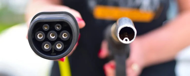 Βενζίνη και diesel αυτοκίνητα μόνο για τους έχοντες