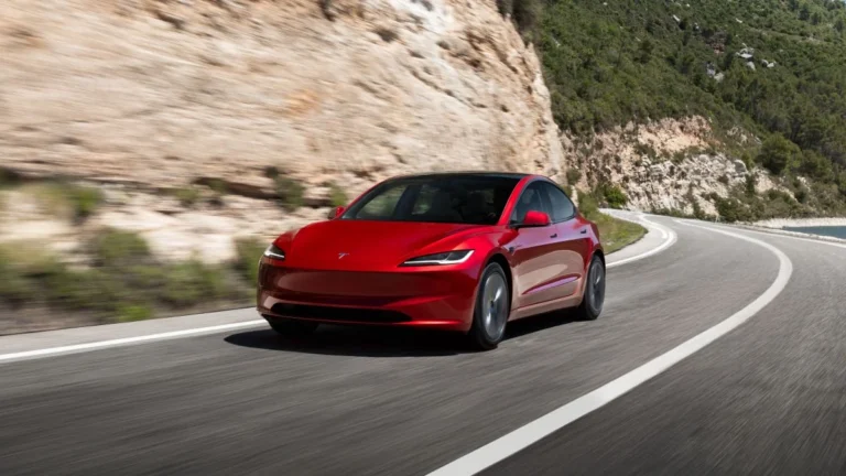 Πως η αστυνομία ξεγέλασε το Autopilot της Tesla