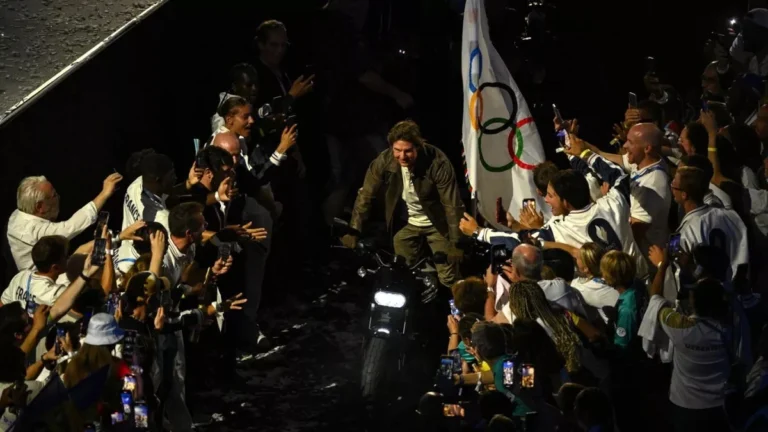 Αυτός ήταν ο μισθός του Τομ Κρουζ στο Παρίσι! (+video)