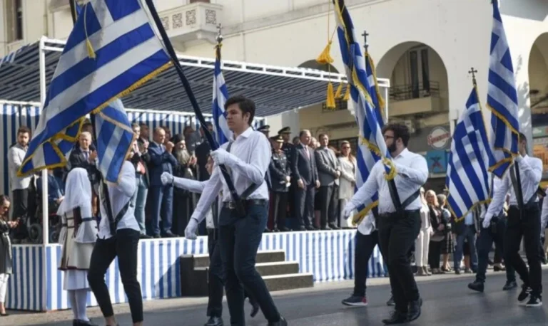 Θεσσαλονίκη: η μαθητική παρέλαση για την 28η Οκτωβρίου