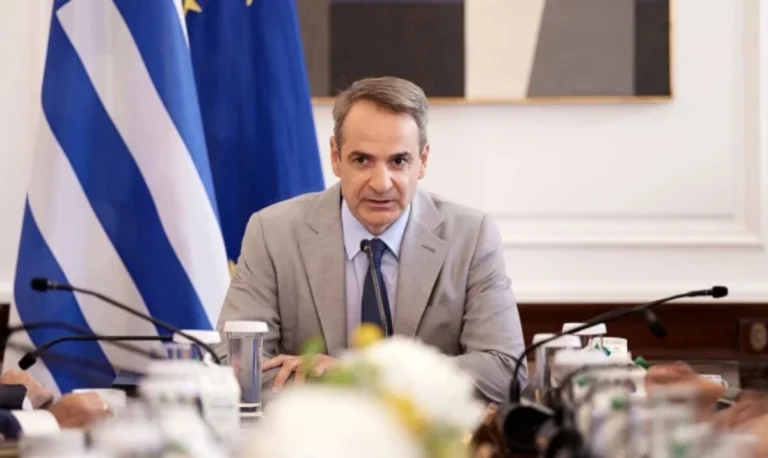 Την Πέμπτη υπουργικό για τον νέο κατώτατο μισθό