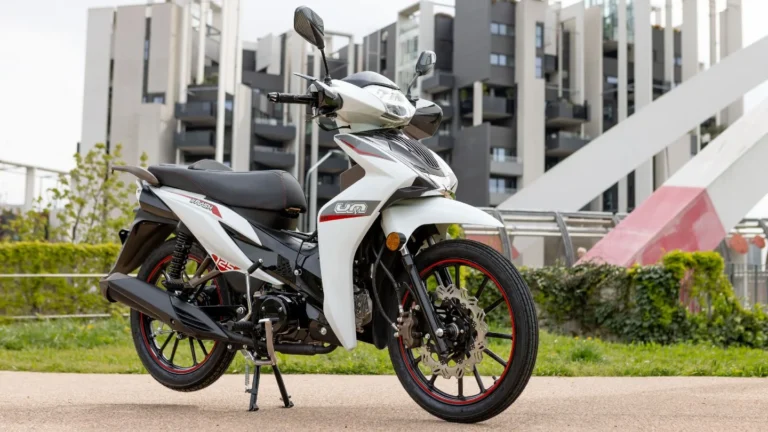 Φθινοπωρινές προσφορές στα 125άρια της UM Motorcycles