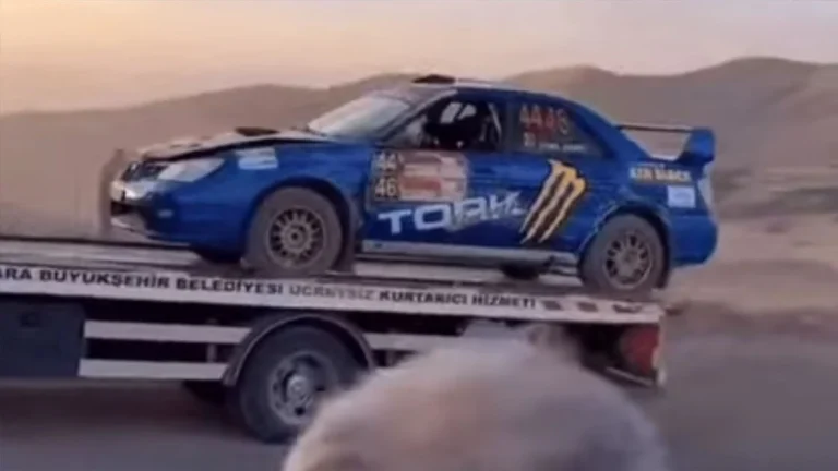 Όταν η μεταφορά ενός Subaru WRX εξελίσσεται σε φιάσκο (+video)
