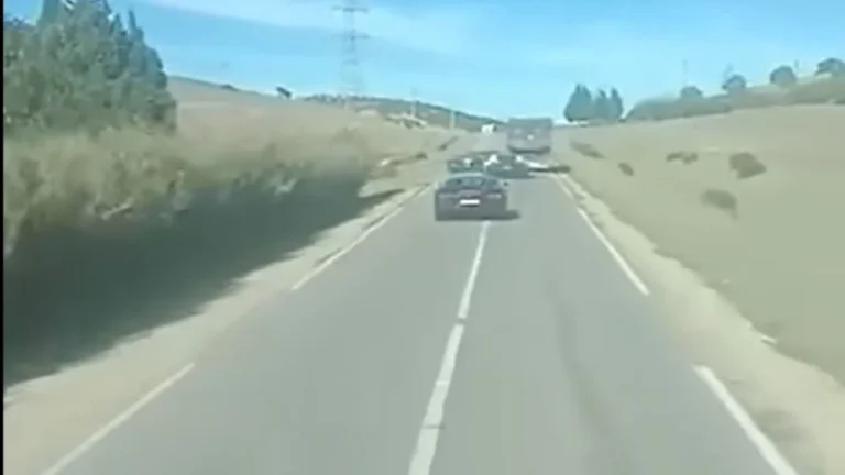 Δείτε πως καταστρέφεις δύο Bugatti Chiron με τη μία (+video)