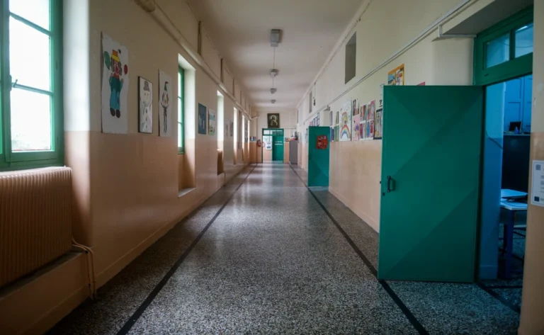 Πρόστιμο 500 ευρώ σε μαθήτρια που αρνήθηκε να πάει μάρτυρας σε υπόθεση bullying