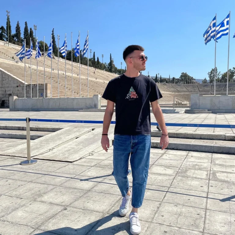 «Χάσαμε το παιδί μας» λέει η αδερφή του 27χρονου ποδοσφαιριστή που απανθρακώθηκε μέσα στο αυτοκίνητό του