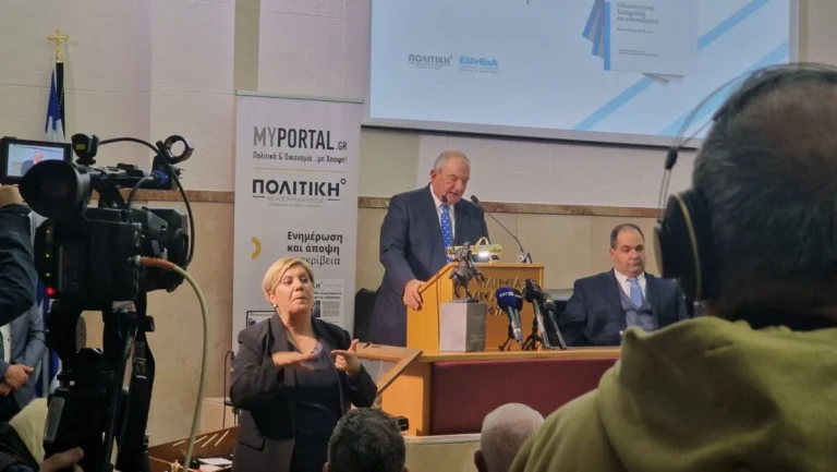 Καραμανλής από Θεσσαλονίκη: Δριμεία κριτική στην Κυβέρνηση και προειδοποιήσεις για τη Δημοκρατία