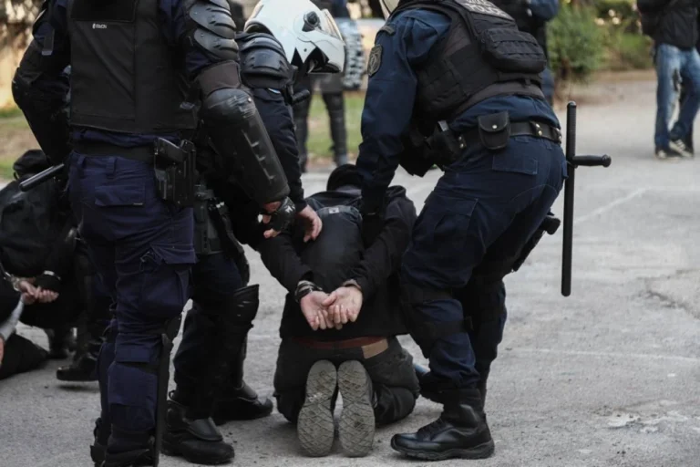Πολυτεχνείο: 54 Προσαγωγές και Ισχυρά Μέτρα Ασφαλείας – Βεργίνα Τηλεόραση