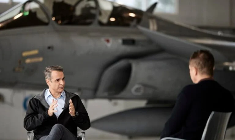 Μητσοτάκης: Δεν υπάρχει περίπτωση πρόωρης κάλπης, εκλογές το 2027 – Τι είπε για Σαμαρά, Καραμανλή και ελληνοτουρκικά