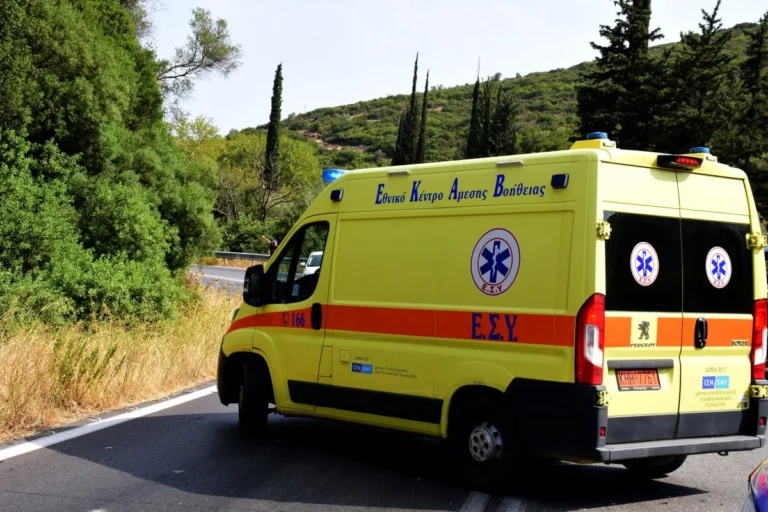 Εύβοια: Νεκρή 20χρονη και ένα 17χρονο αγόρι σε τροχαίο
