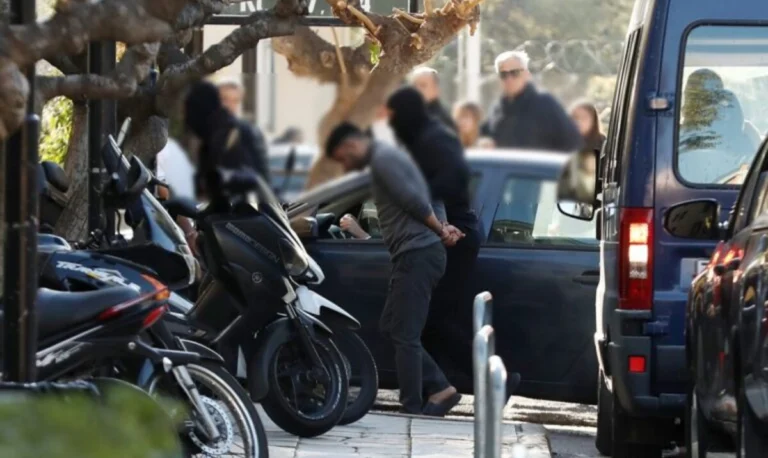 Απελαύνονται οι οκτώ Τούρκοι που συνελήφθησαν σε Θεσσαλονίκη – Αθήνα