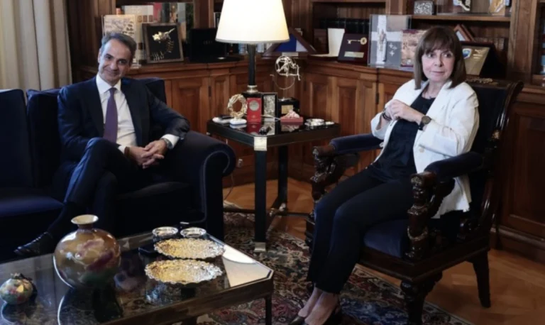 Σήμερα η συνάντηση Μητσοτάκη – Σακελλαροπούλου στο Προεδρικό μέγαρο