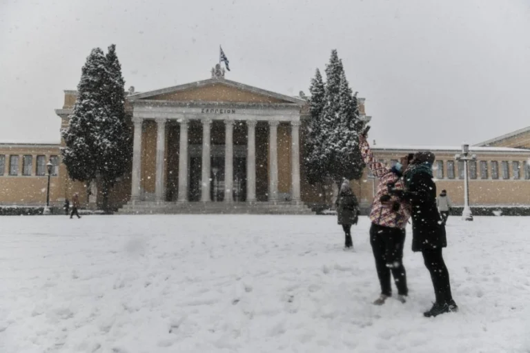 Καιρός: Συνεχίζεται το κρύο-Πότε θα χιονίσει στην Αττική