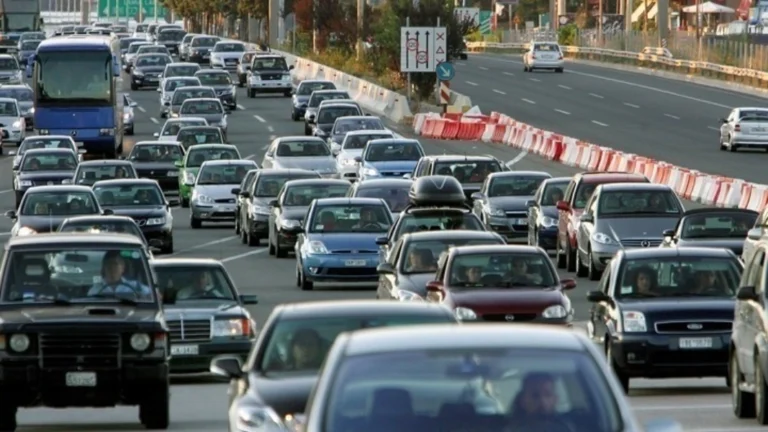 Καταγγελία: Με 300 ευρώ ανανέωσαν το δίπλωμα σε 86χρονο με άνοια