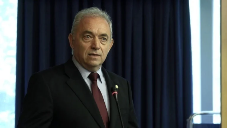 Λέκκας από Σαντορίνη: Η σεισμική ακολουθία μπορεί να διαρκέσει πάνω από πέντε εβδομάδες