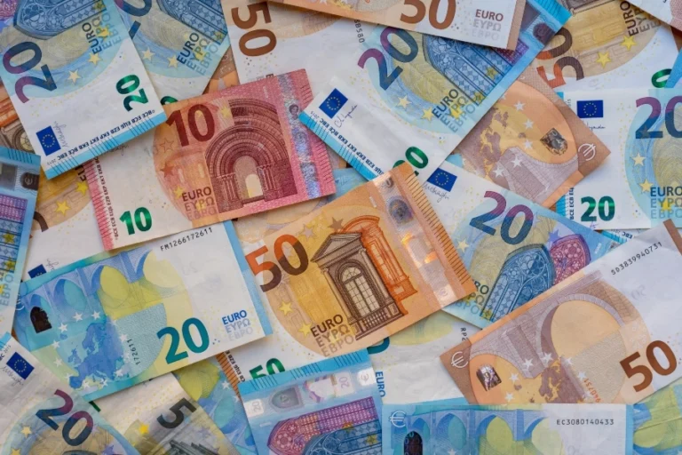 e-ΕΦΚΑ- ΔΥΠΑ: Οι πληρωμές έως τις 14 Φεβρουαρίου