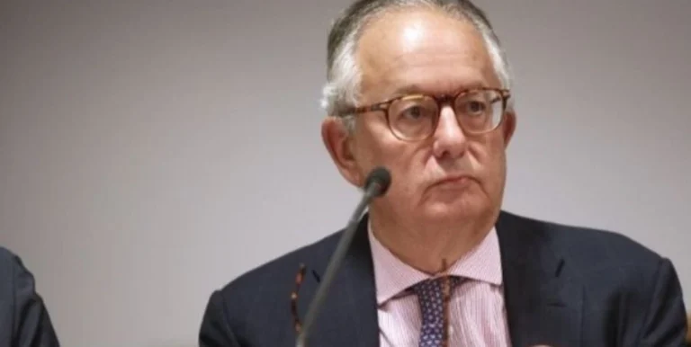 Αλιβιζάτος: Προτείνει Συμβούλιο Πολιτικών Αρχηγών για την υπόθεση των Τεμπών