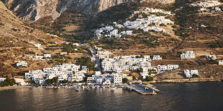 Αμοργός: Σε κατάσταση έκτακτης ανάγκης λόγω των σεισμών