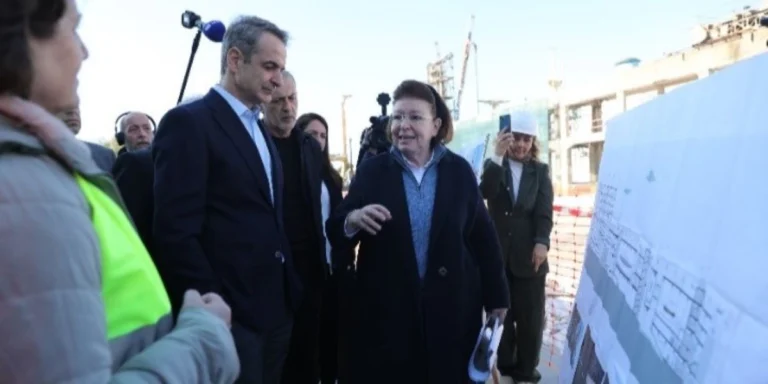 Μητσοτάκης: Επίσκεψη στο εργοτάξιο του νέου Δικαστικού Μεγάρου και του Μουσείου Εναλίων Αρχαιοτήτων Πειραιά