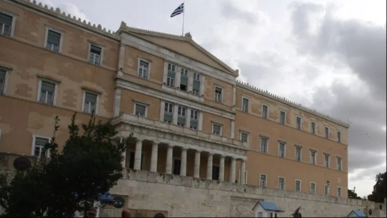 Βουλή: Μετά την Καθαρά Δευτέρα η Προανακριτική για τα Τέμπη
