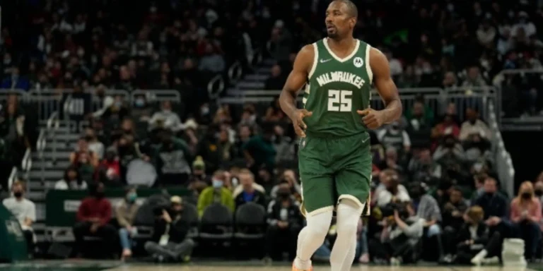 Euroleague: Μένει ελεύθερος από τη Ρεάλ Μαδρίτης ο Σερτζ Ιμπάκα
