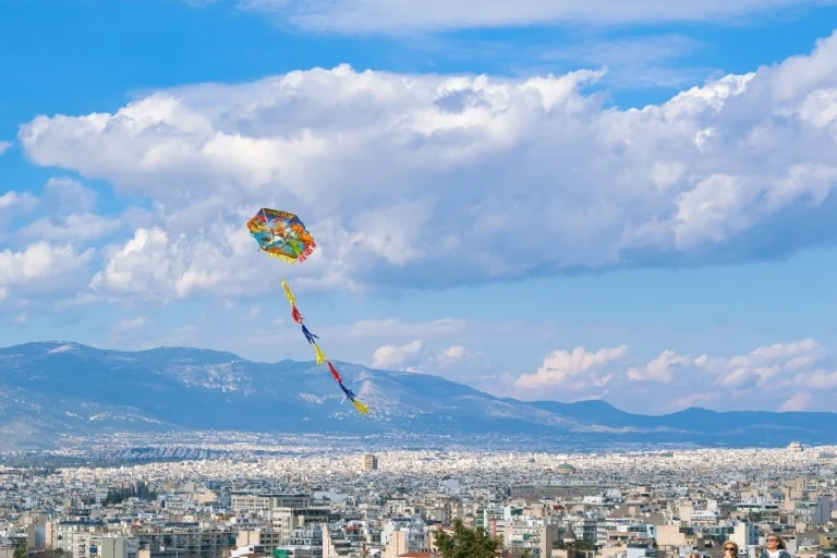 Πώς αμείβεται η Καθαρά Δευτέρα-Τι πρέπει να ξέρετε για την αργία