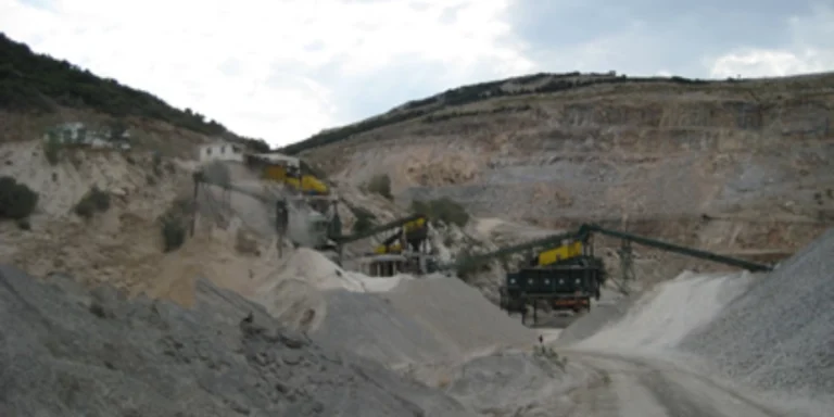Αλεξανδρούπολη: Εργατικό δυστύχημα στα λατομεία Μάκρης-Θύμα ένας 56χρονος