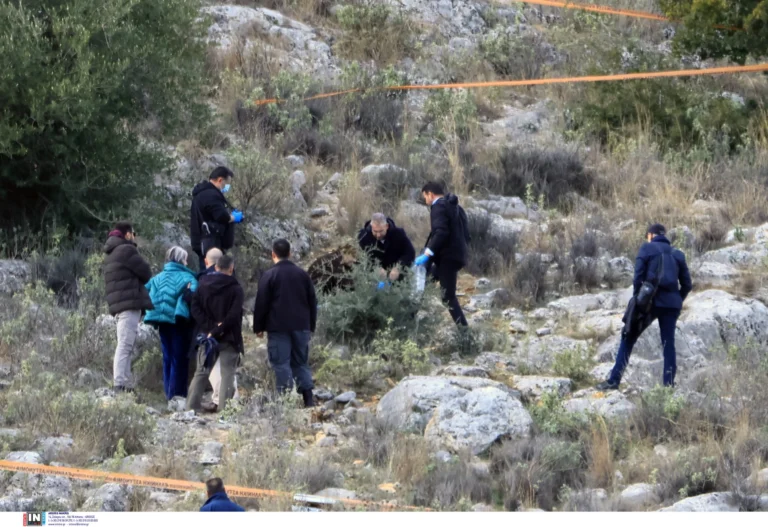 Τύρναβος: Η μητέρα του Βασίλη Καλογήρου αναγνώρισε τα ρούχα του 