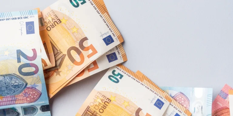 Εξοικονομώ 2025: Ξεχωριστά κίνητρα ένταξης για τους πληγέντες Μακεδονίας, Θεσσαλίας, Πελοποννήσου και Στερεάς Ελλάδας