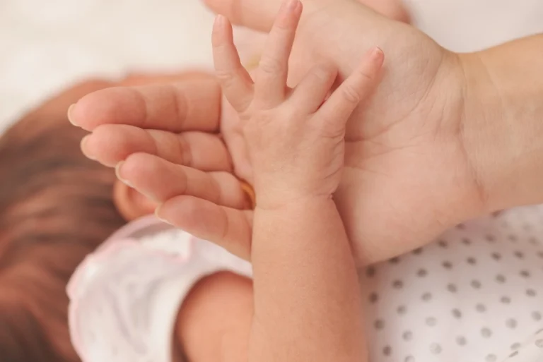 Εύβοια: Πούλησαν βρέφος για 700 ευρώ