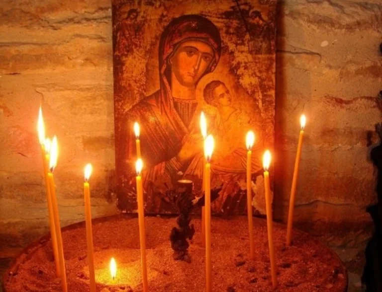 Σήμερα Παρασκευή (14/3) οι Β’ Χαιρετισμοί της Παναγίας