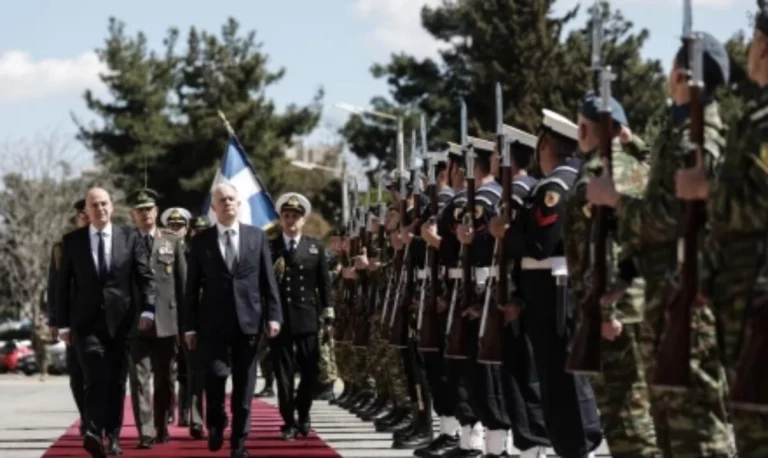 Τασούλας από Πεντάγωνο: Είμαστε ετοιμοπόλεμοι, είμαστε αξιόμαχοι, είμαστε αποτρεπτικοί