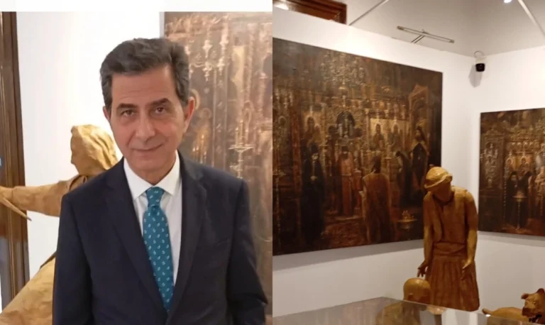 Ξενάγηση στην έκθεση για τα κειμήλια του 1821 από τον ΥΜΑΘ Κωνσταντίνο Γκιουλέκα