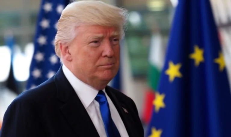 Σάλος μετά την εξαγγελία Τραμπ για δασμούς 25% στα εισαγόμενα αυτοκίνητα
