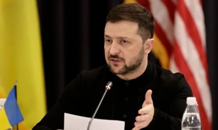 Ζελένσκι: Ο Πούτιν θα πεθάνει σύντομα – Δεν πρέπει οι ΗΠΑ να τον βγάλουν από την απομόνωση