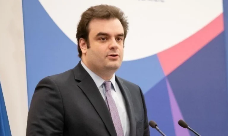 Κυριάκος Πιερρακάκης: Δεν υπάρχουν τα χρήματα για 13ο και 14ο μισθό