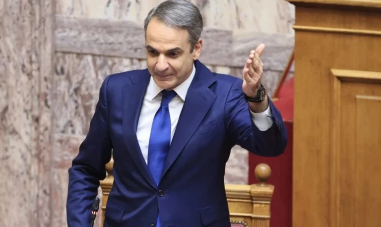 «Πολεμική σύγκρουση» κυβέρνησης – αντιπολίτευσης για τα εξοπλιστικά – Οι άξονες της ομιλίας του Κυριάκου Μητσοτάκη