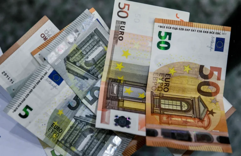 Συντάξεις Ιουνίου 2025: Πότε θα γίνει η πληρωμή για όλα τα ταμεία
